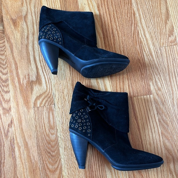 Libby Edelman Suede Booties Size 8.5 - Picture 2 of 7